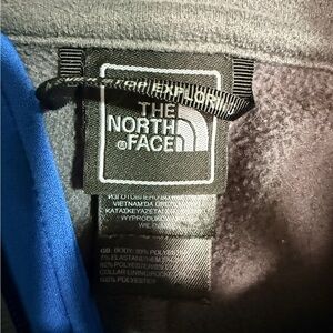 The North Face Blue and Gray Fleece Jacket
Men’s M